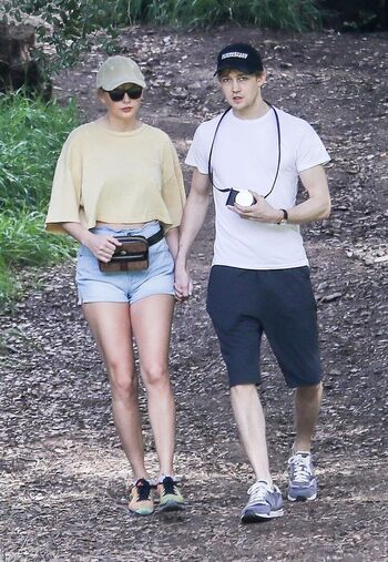 Taylor swift leaked private photo uncensored HD quality