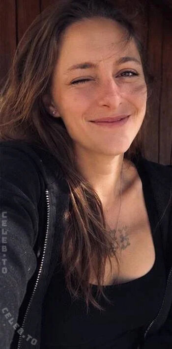 Teenleonie leaked private photo uncensored HD quality