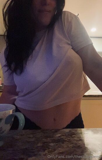 Thecozyqueen page leaked private photo uncensored HD quality