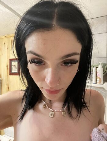 Theyluv katie leaked private photo uncensored HD quality