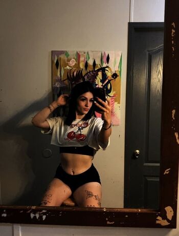 Theyluv katie leaked private photo uncensored HD quality