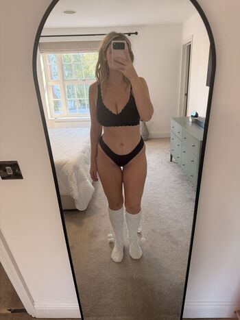 Tillyandjamie leaked private photo uncensored HD quality