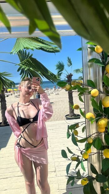 Uliankaberezka leaked private photo uncensored HD quality