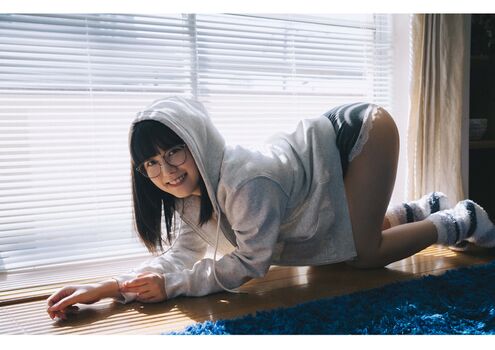 Umi shinonome  page leaked private photo uncensored HD quality