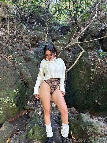 Uwujennn leaked private photo uncensored HD quality