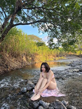Uwujennn leaked private photo uncensored HD quality