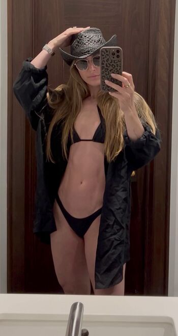 Valentina lequeux page leaked private photo uncensored HD quality