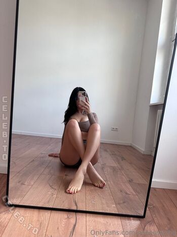 Vanessa rhd  page leaked private photo uncensored HD quality
