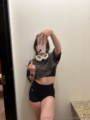 Vannysnow page leaked private photo uncensored HD quality
