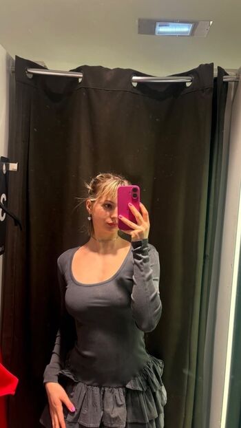 Varvarik star leaked private photo uncensored HD quality