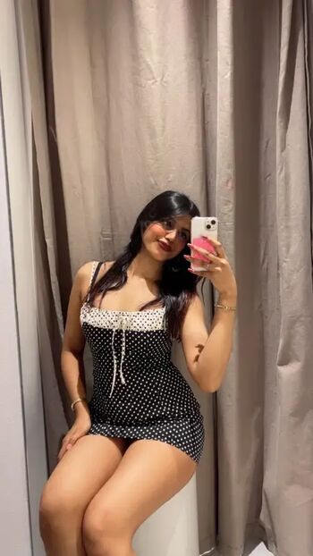 Vedashri s leaked private photo uncensored HD quality
