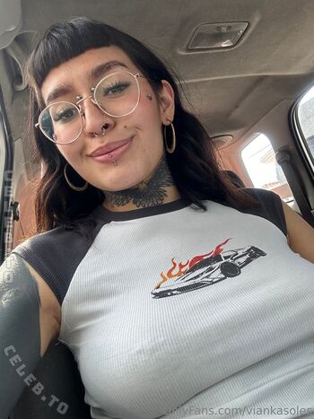 Viankasoles page leaked private photo uncensored HD quality