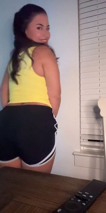 Viciouslyliving leaked private photo uncensored HD quality