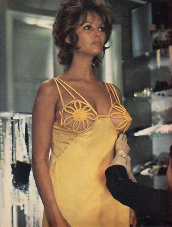 Vintage sexy celebs page leaked private photo uncensored HD quality