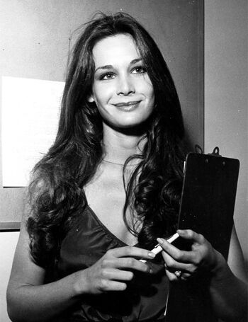 Vintage sexy celebs page leaked private photo uncensored HD quality