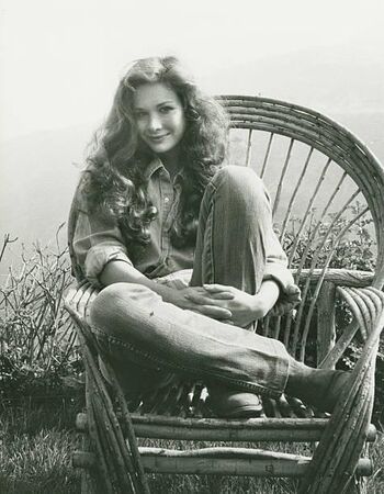 Vintage sexy celebs page leaked private photo uncensored HD quality