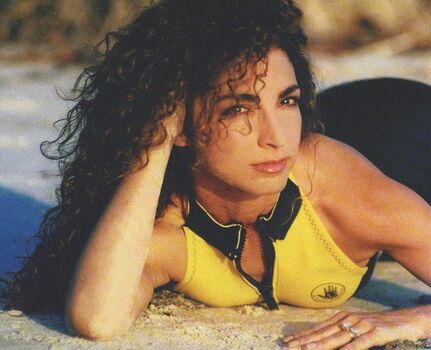 Vintage sexy celebs page leaked private photo uncensored HD quality