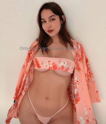 Vitacelestine  page leaked private photo uncensored HD quality
