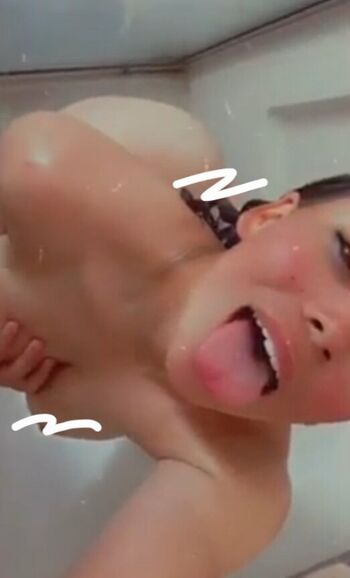 Woahh emily page leaked private photo uncensored HD quality