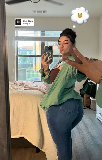 Woahh emily leaked private photo uncensored HD quality