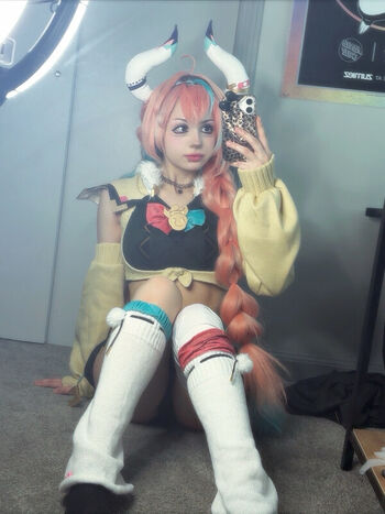 Xenluvsmiku page leaked private photo uncensored HD quality