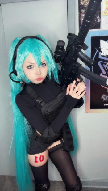 Xenluvsmiku leaked private photo uncensored HD quality