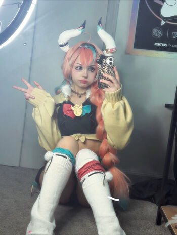 Xenluvsmiku leaked private photo uncensored HD quality