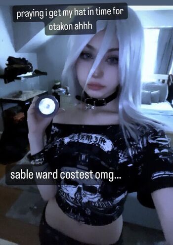 Xenluvsmiku leaked private photo uncensored HD quality