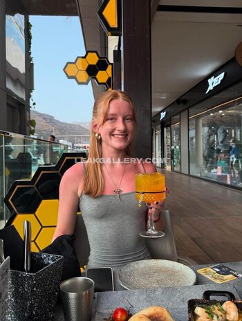 Xstrawbz leaked private photo uncensored HD quality