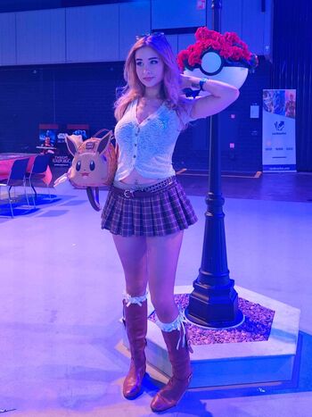 Yaboielina leaked private photo uncensored HD quality