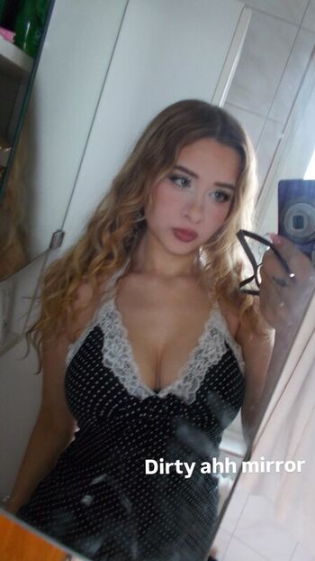 Yaboielina page leaked private photo uncensored HD quality