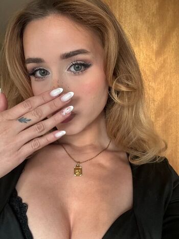 Yaboielina page leaked private photo uncensored HD quality