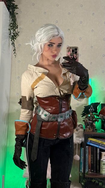 Yaboielina leaked private photo uncensored HD quality