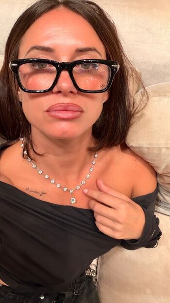 Yesjulz  page leaked private photo uncensored HD quality