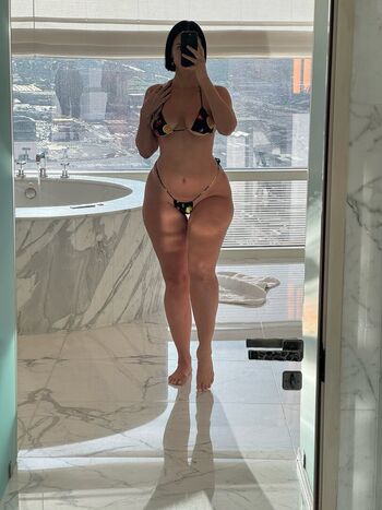 Yesjulz  page leaked private photo uncensored HD quality