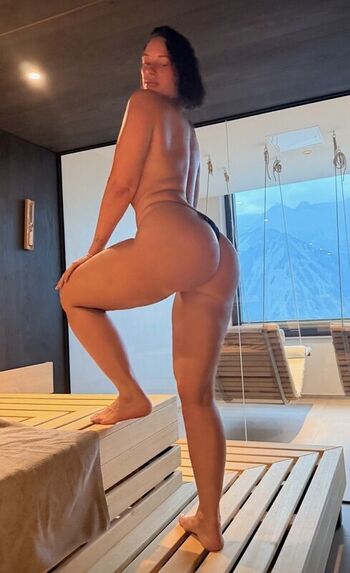 Yesjulz  page leaked private photo uncensored HD quality