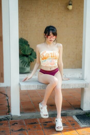 Yunjing saehun page leaked private photo uncensored HD quality
