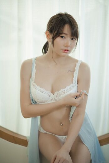 Yunjing saehun page leaked private photo uncensored HD quality