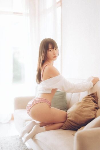 Yunjing saehun page leaked private photo uncensored HD quality