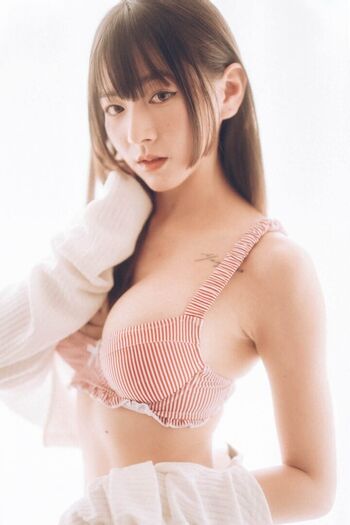 Yunjing saehun leaked private photo uncensored HD quality
