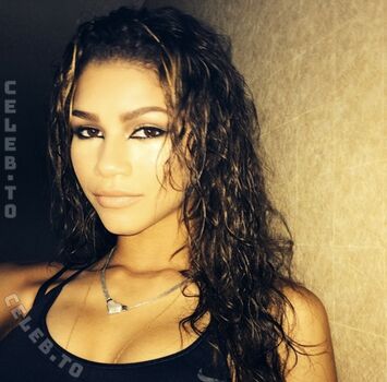Zendaya page leaked private photo uncensored HD quality