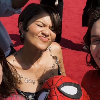 Zendaya page leaked private photo uncensored HD quality