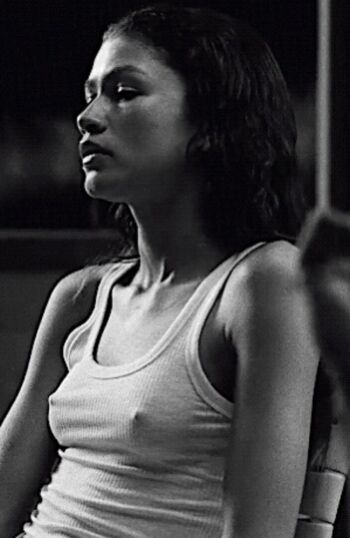Zendaya page leaked private photo uncensored HD quality