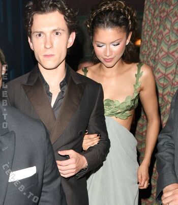 Zendaya page leaked private photo uncensored HD quality