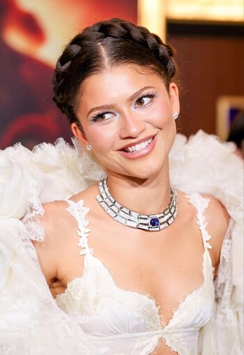 Zendaya page leaked private photo uncensored HD quality