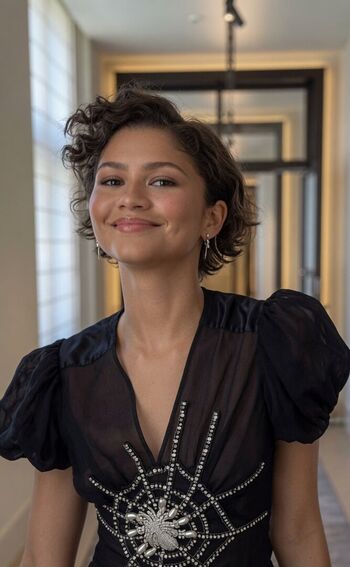 Zendaya page leaked private photo uncensored HD quality