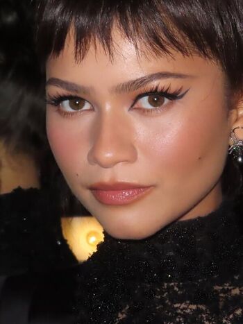 Zendaya page leaked private photo uncensored HD quality
