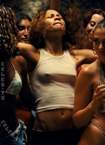 Zendaya page leaked private photo uncensored HD quality