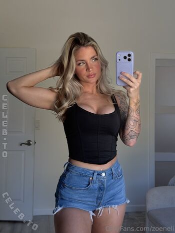 Zoeneli  page leaked private photo uncensored HD quality