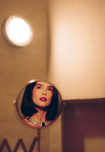 Zoey deutch page leaked private photo uncensored HD quality